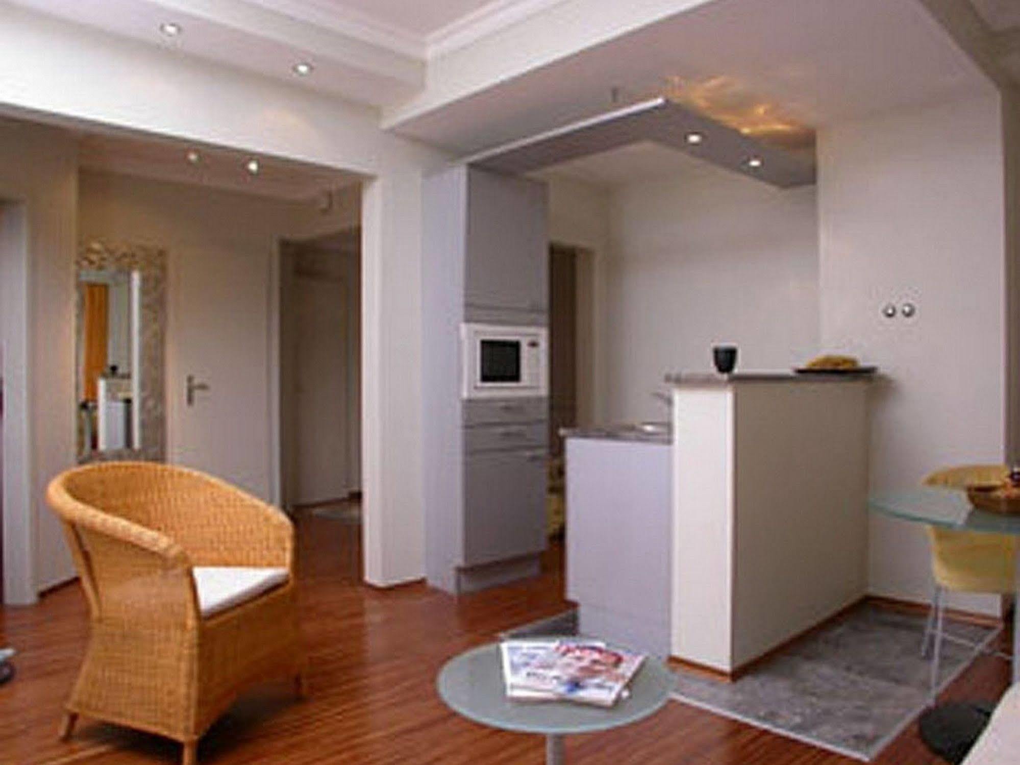 Visionapartments Waffenplatzstrasse - Contactless Check-In Zurich Exterior photo